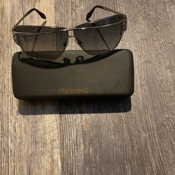 Authentic Roberto Cavalli Morane Sunglsses Roberto Cavalli Morane 723S Snake Sunglasses w/ Case Y2K | eBay main image 4